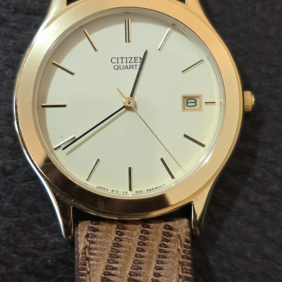 Vintage Citizen Men's Watch W/Date & Leather Strap - Gold and Brown